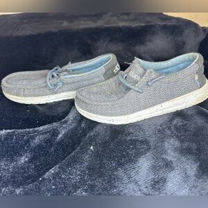 Wally Youth Hey Dudes